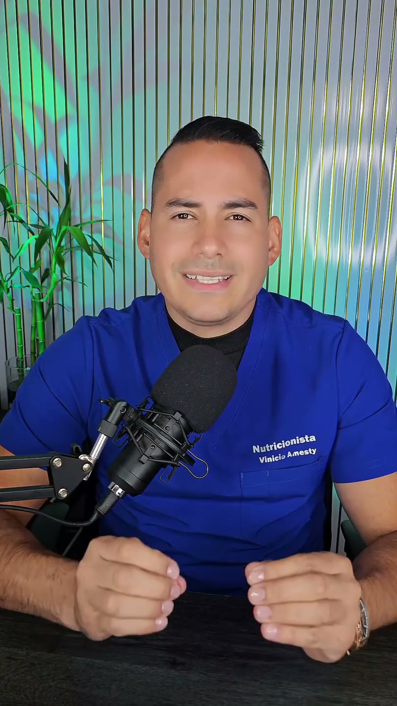 Vinicio Amesty, nutricionista especializado en salud digestiva.